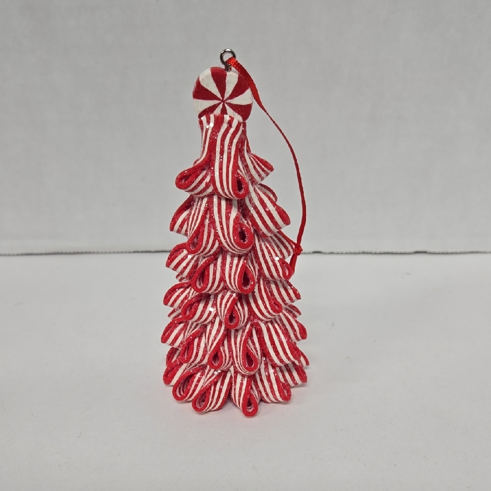 🎅🎅🎅Faux Peppermint Candy Christmas Tree Ornament EUC 4.5"x2.25"